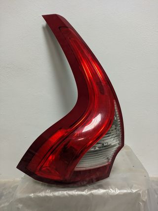 Faro trasero izquierdo Volvo XC60
