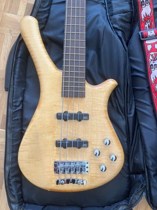Bajo Warwick Fortress One 5 cuerdas