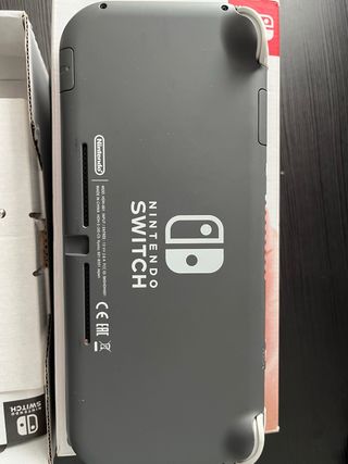 Nintendo Switch Lite grigio + impugnatura