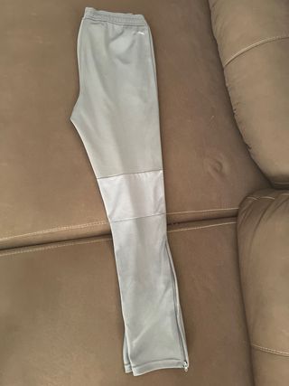 Pantalón chándal largo gris Adidas