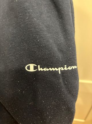 Pantalón de chándal Champion azul.