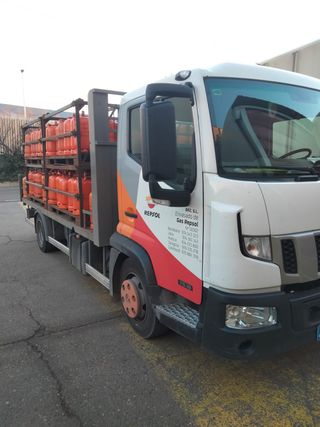 CAMION NISSAN NT 500 AÑO 2015 €13,100