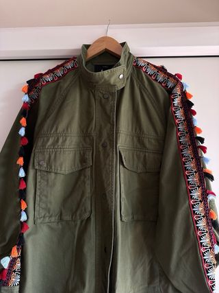 Chaqueta Zara bordada Talla S/M