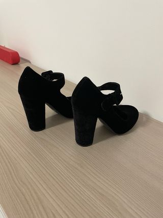 Nasty Gal Scarpe con Tacco Mary Jane Velluto Nero