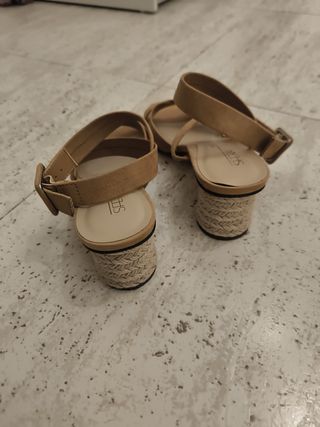 Sandalias Sfera Beige Talla 38