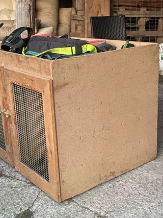 Caja para 2 perros grandes