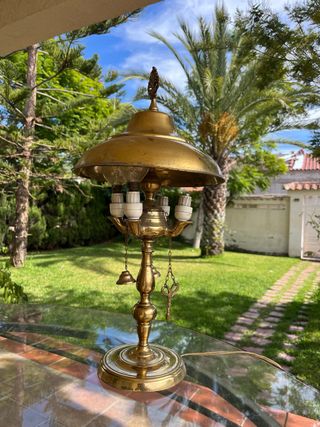 Lámpara de latón dorada vintage