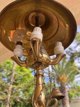 Lámpara de latón dorada vintage