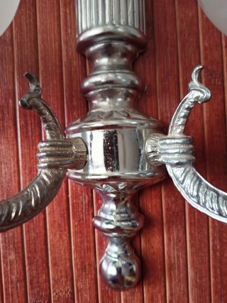 Aplique Victoriano de mediados del Siglo XX