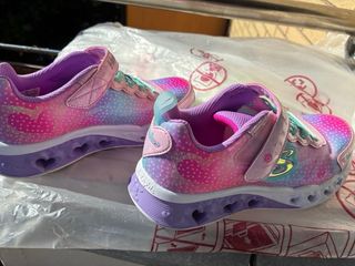 Zapatillas NUEVAS skechers niña / heartlights