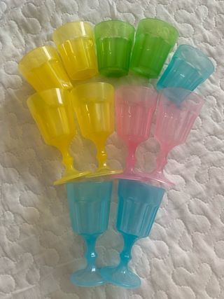 Set de vasos y copas juguete Ikea