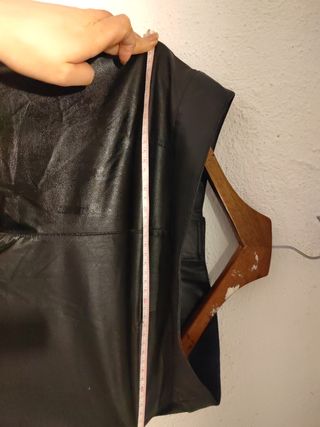 Pantalón polipiel negro