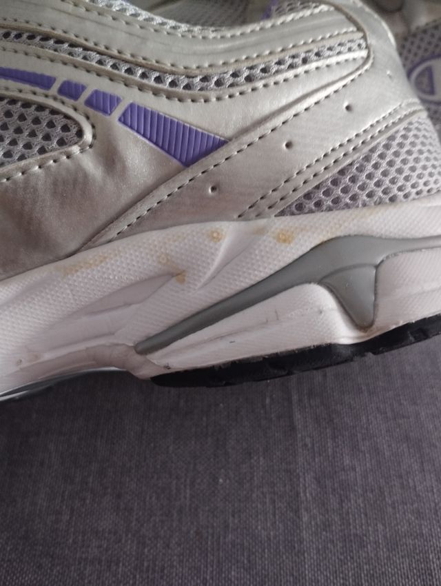 ZAPATILLAS CHAMPIONS plateadas y moradas Talla 41