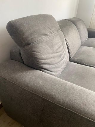 Sofá cama Natuzzi con chaise longue gris