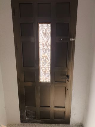 Puerta de calle aluminio