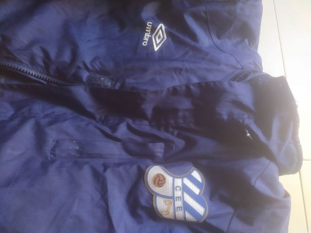 Chaqueta Umbro FC Europa Barcelona Azul