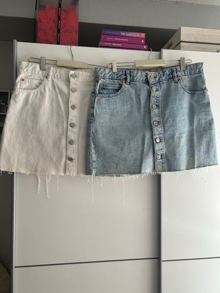 Pack 2 faldas vaqueras blancas y azules