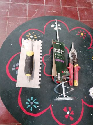 LOTE DE HERRAMIENTAS 