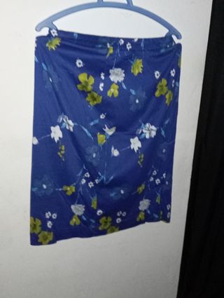 Camicetta e Gonna blu fantasia floreale