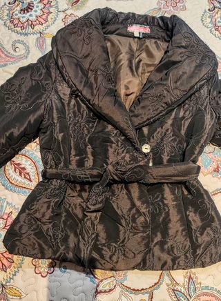 Anorak Chaquetón Marrón Flores Bordadas