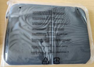 Funda Neopreno Amazon Basics 13,3 Negra