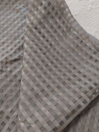 Cortinas grises nuevas