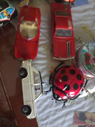 Un sacco di vecchi giocattoli ultima offerta