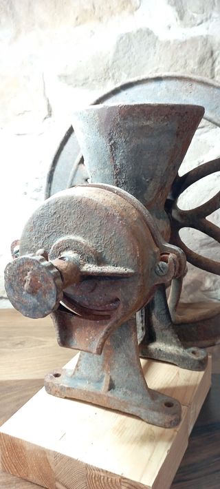 Molino antiguo de fundición.