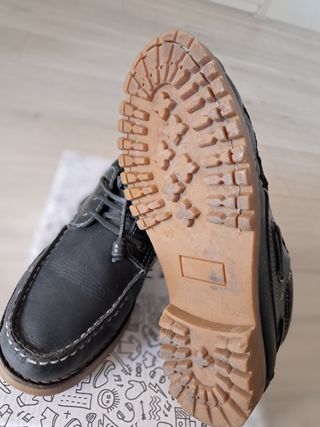 Zapatos náuticos de piel 
