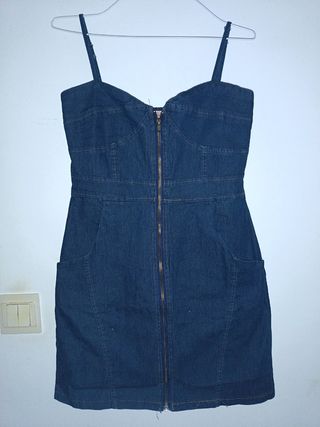 Vestido vaquero con cremallera