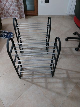 Vendo 2 Scarpiere 4 ripiani 50x60 profondita 20cm 