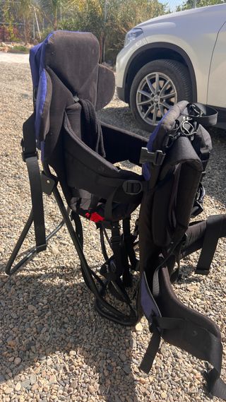 Mochila portabebés senderismo