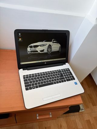 HP 15,6” COMO NUEVO 