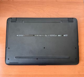HP 15,6” COMO NUEVO 