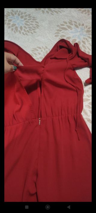 Mono largo rojo