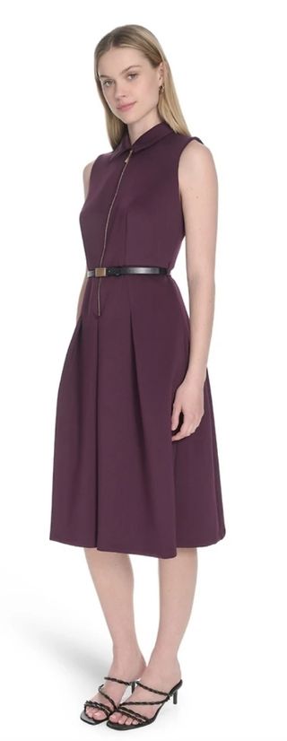 Vestido Calvin Klein morado sin mangas