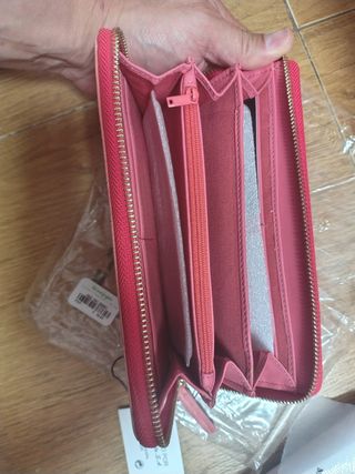 Cartera rosa El Corte Inglés