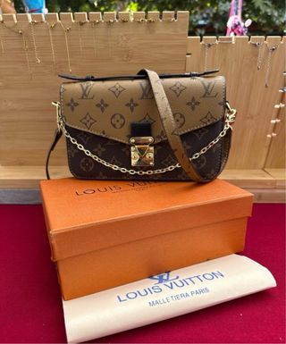 Bolso Louis Vuitton Marrón y Dorado