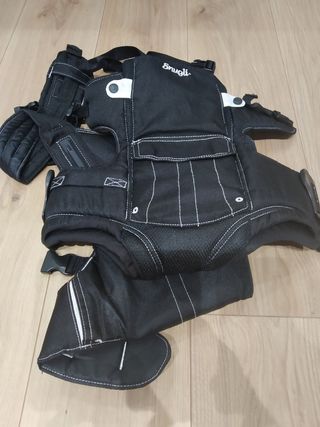 Mochila Porta Bebés Snugli Negra