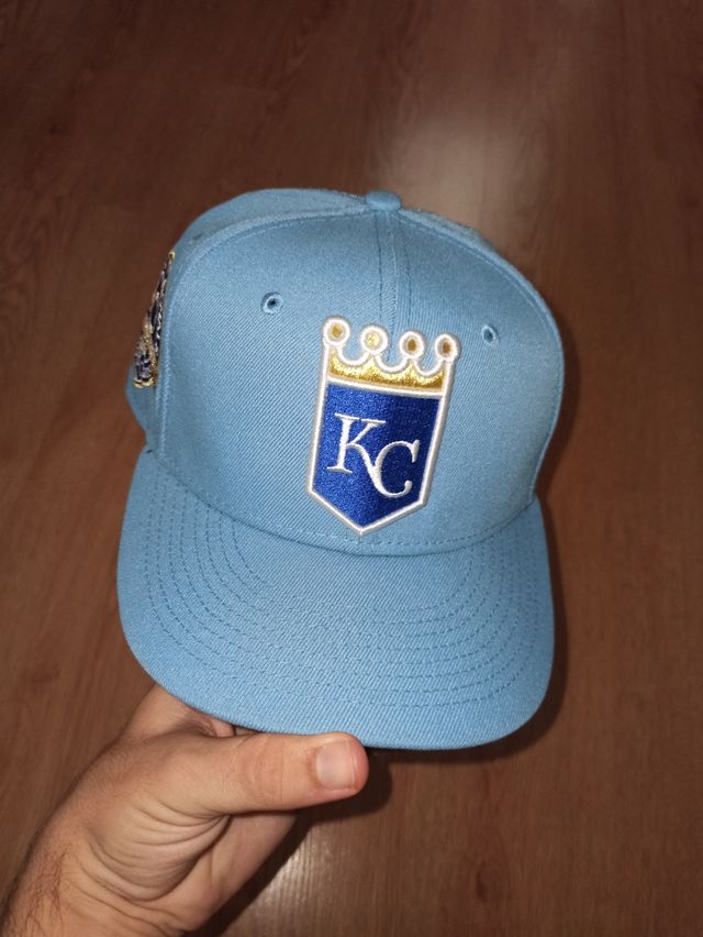 Gorra New Era KC Azul y Dorado