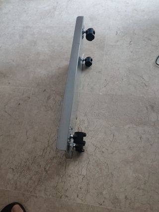 Soporte con ruedas para PC