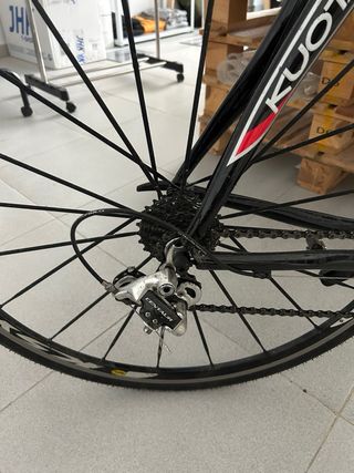 Bicicleta Carretera Kuota Kharma Carbono
