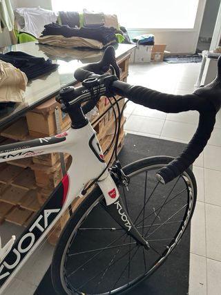 Bicicleta Carretera Kuota Kharma Carbono