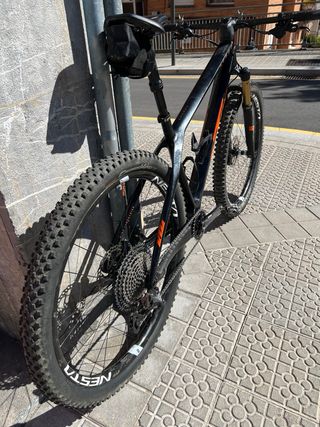 KTM Myroon Master 2022