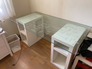 Mesa escritorio cristal y madera