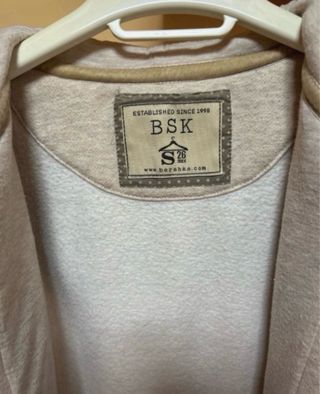 Chaqueta pelo sintética beige-marrón