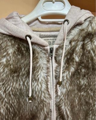 Chaqueta pelo sintética beige-marrón