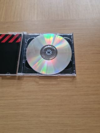 Cd u2 como desmantelar una bomba atomica