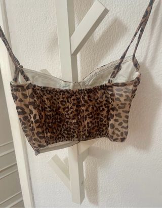 Top Corsé Leopardo Stradivarius