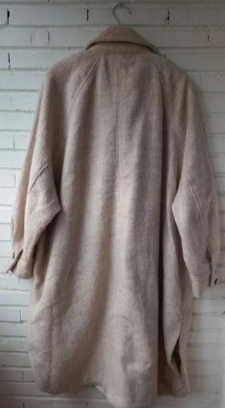 Abrigo oversize H&M beis